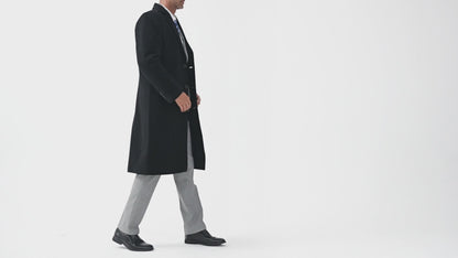 Langer Mantel aus schwarzem Wollkaschmir
